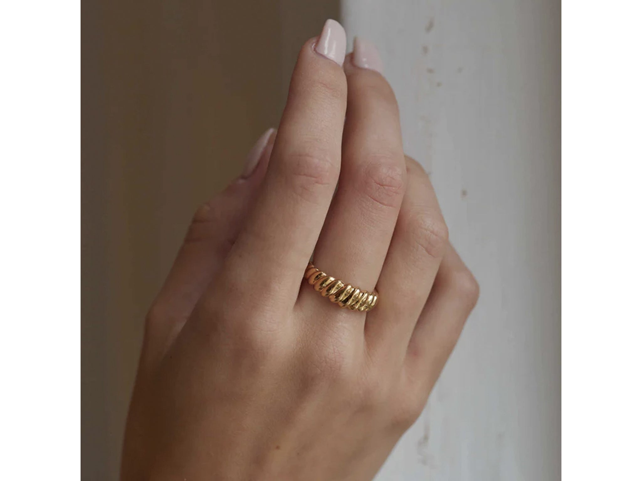 Best hot sale finger ring